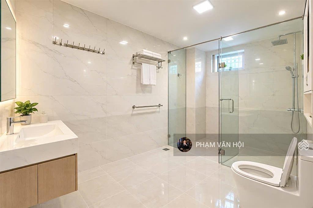 Cho thuê nhà cạnh hồ tây phố từ hoa tây hồ hà nội dt 80m 3 tầng 3pn giá 20 triệu/thấng