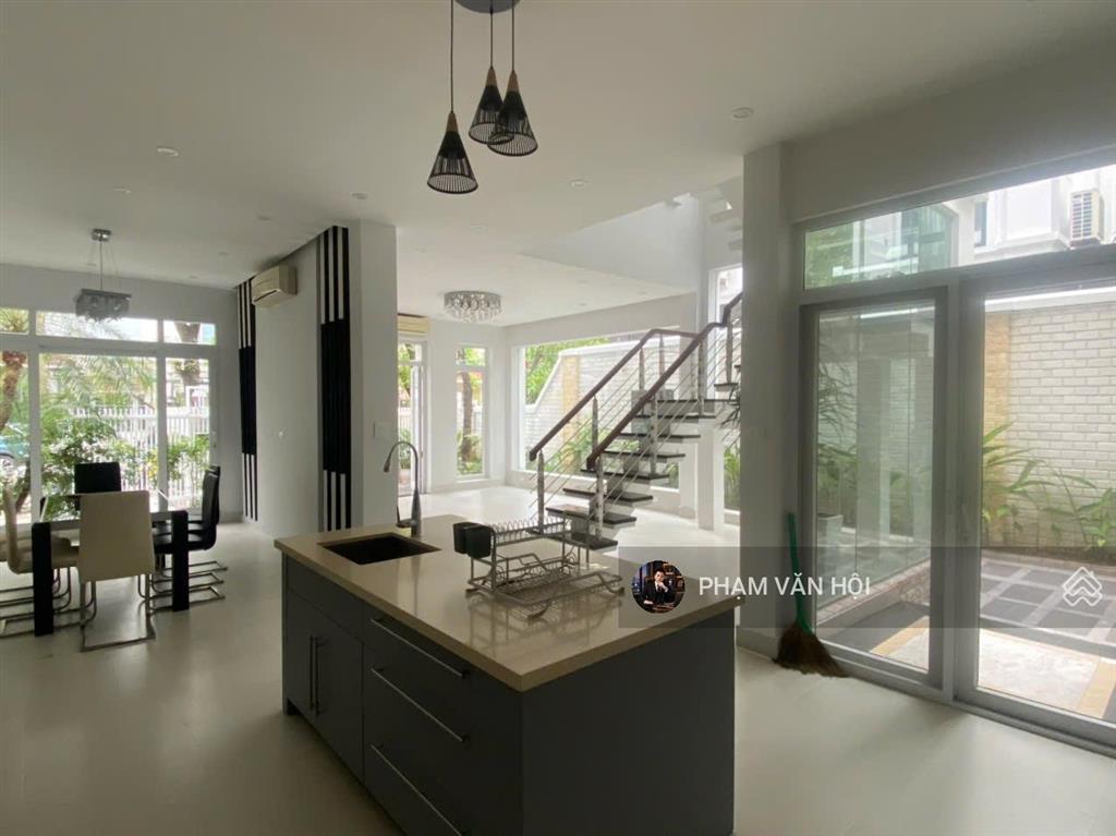 Cho thuê biệt thự khu t ciputra tây hồ | 180m 5 pn full nội thất giá rẻ ở ngay
