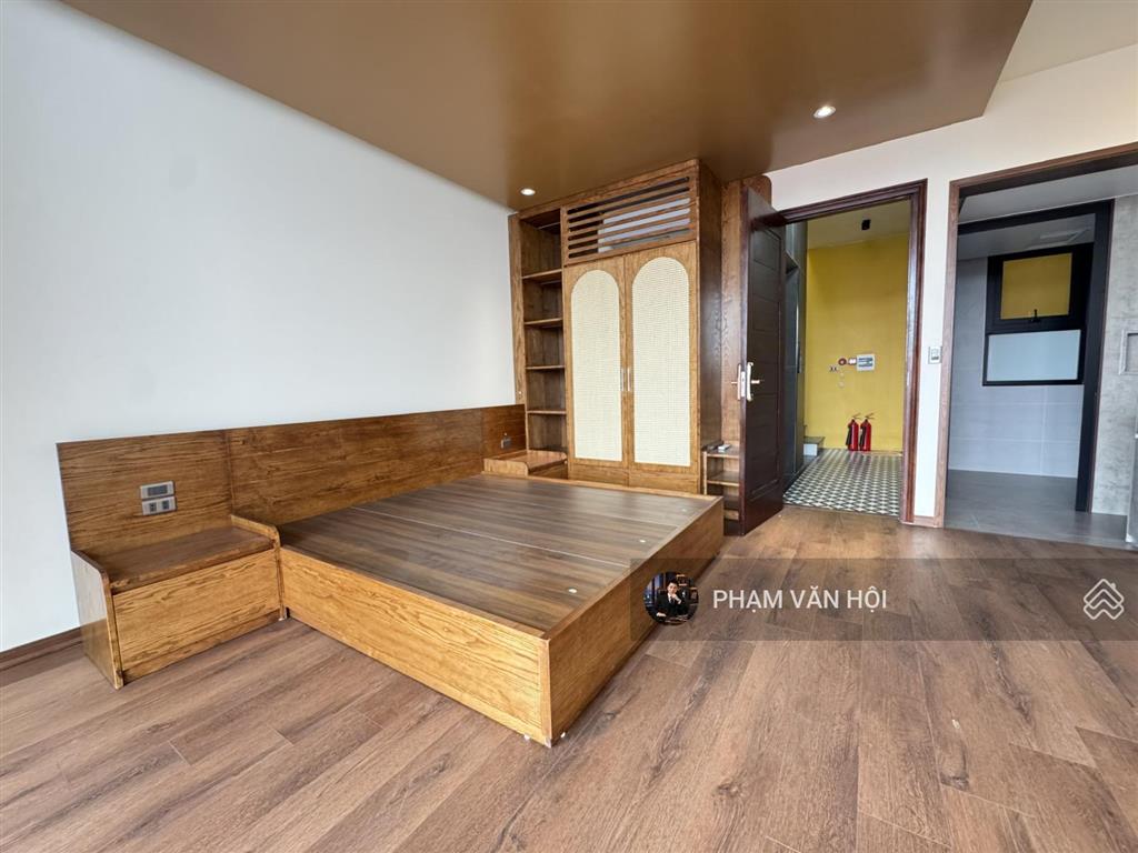 Cho thuê nhà 6 tầng thang máy 6 studio khép kín full nội thất âu cơ, tây hồ hà nội