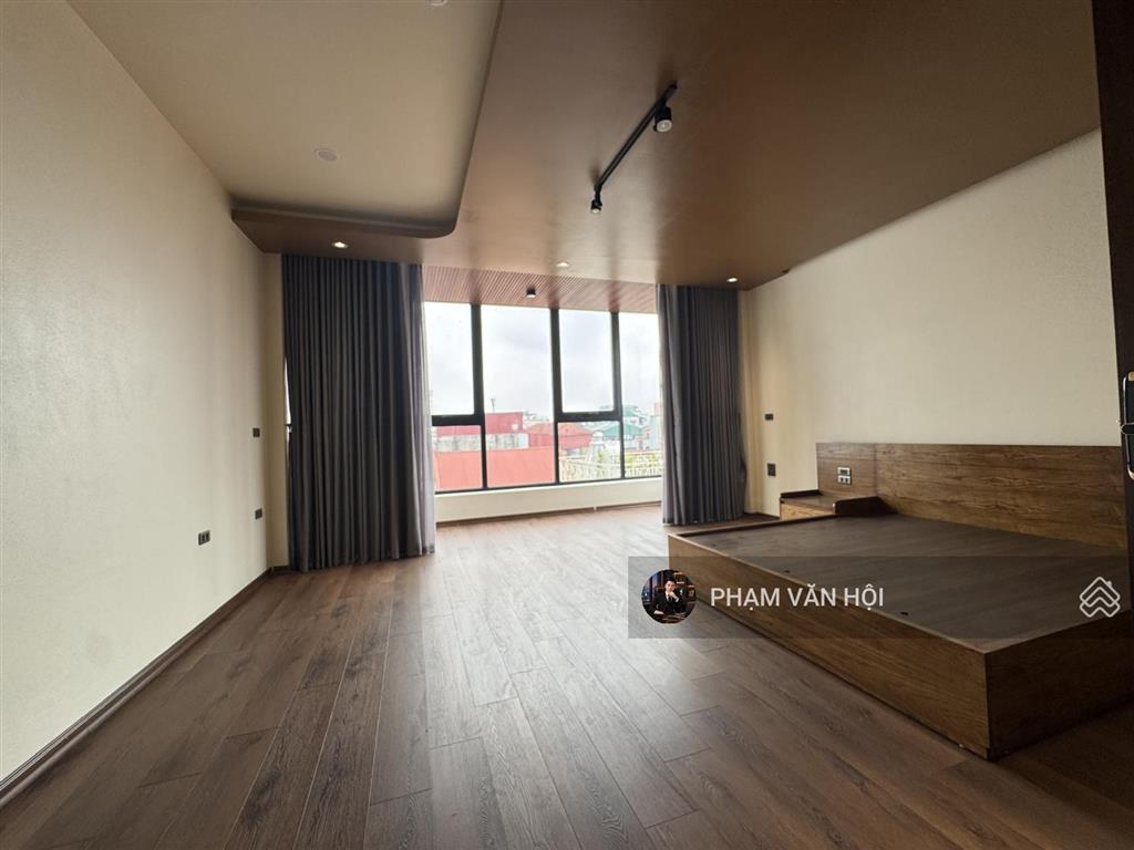 Cho thuê nhà 6 tầng thang máy 6 studio khép kín full nội thất âu cơ, tây hồ hà nội