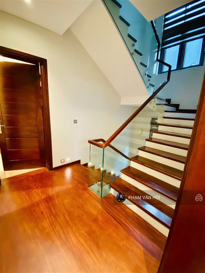 Bán biệt thự 100m2 4 tầng 4pn 3 mặt thoáng quảng an, tây hồ, hà nội 42 tỷ