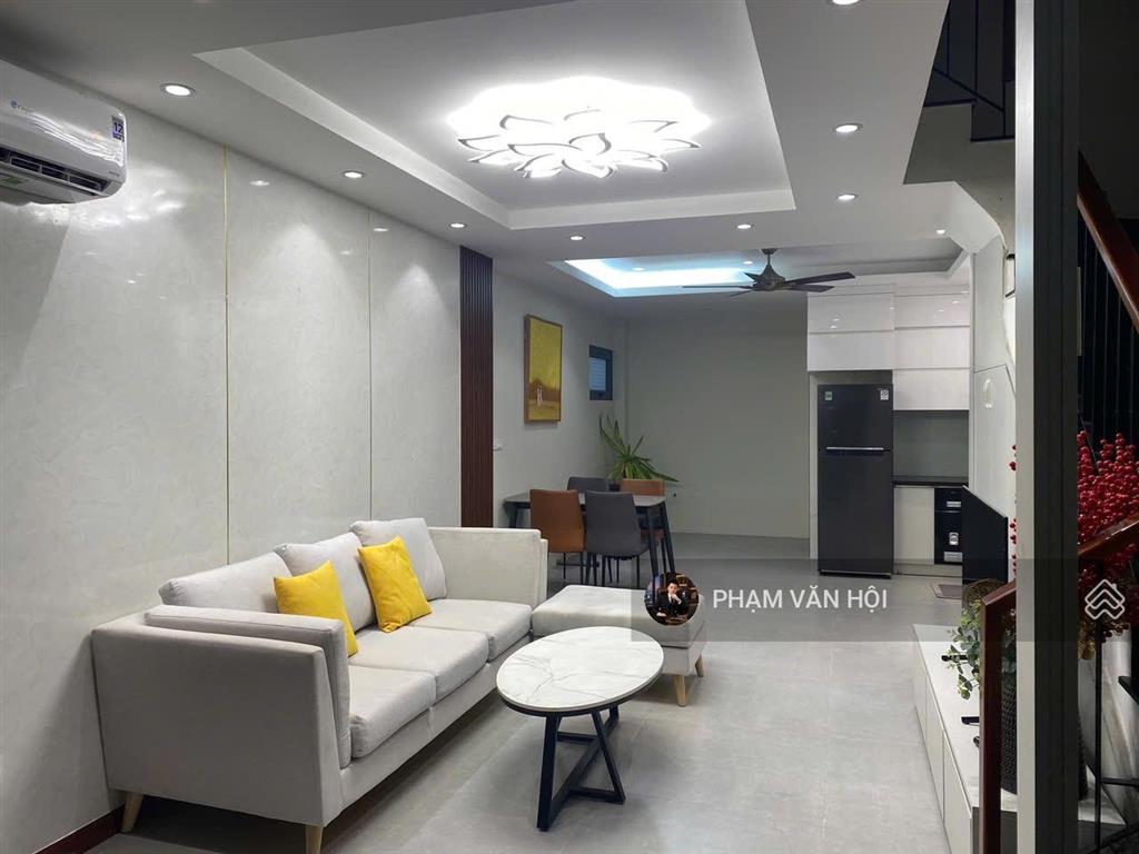 Cho thuê nhà riêng 60m 5 tầng 4pn full đồ  ngõ phố quảng an tây hồ hà nội  vị trí gần hồ tây