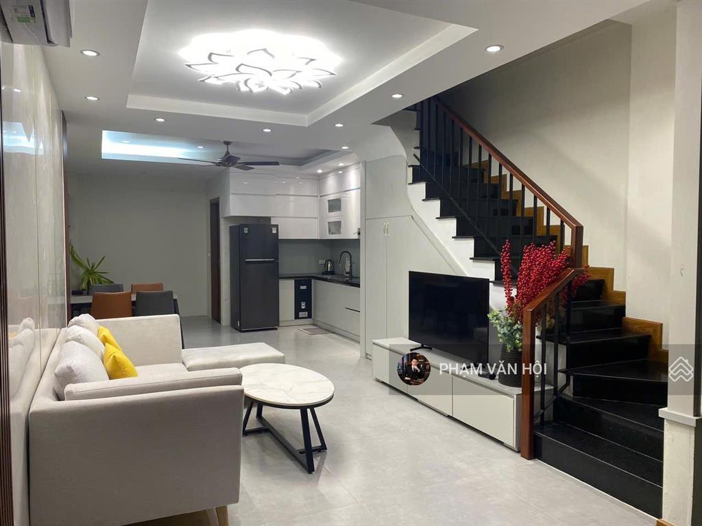 Cho thuê nhà riêng 60m 5 tầng 4pn full đồ  ngõ phố quảng an tây hồ hà nội  vị trí gần hồ tây