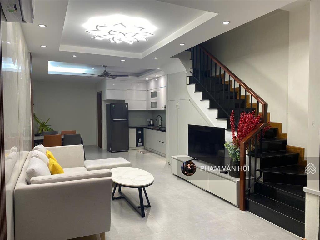 Cho thuê nhà riêng 60m 5 tầng 4pn full đồ  ngõ phố quảng an tây hồ hà nội  vị trí gần hồ tây