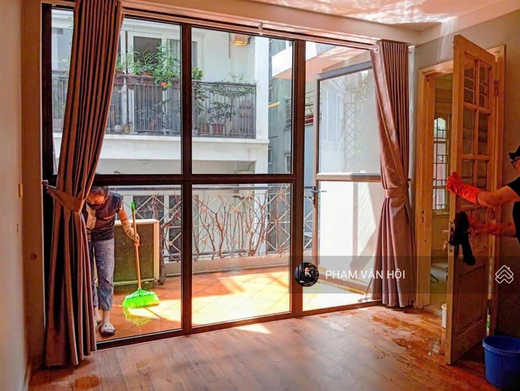Cho thuê nhà 3 tầng phố tô ngọc vân quảng an tây hồ hà nội  dt 50m xây 3 tầng 3pn  full đồ 