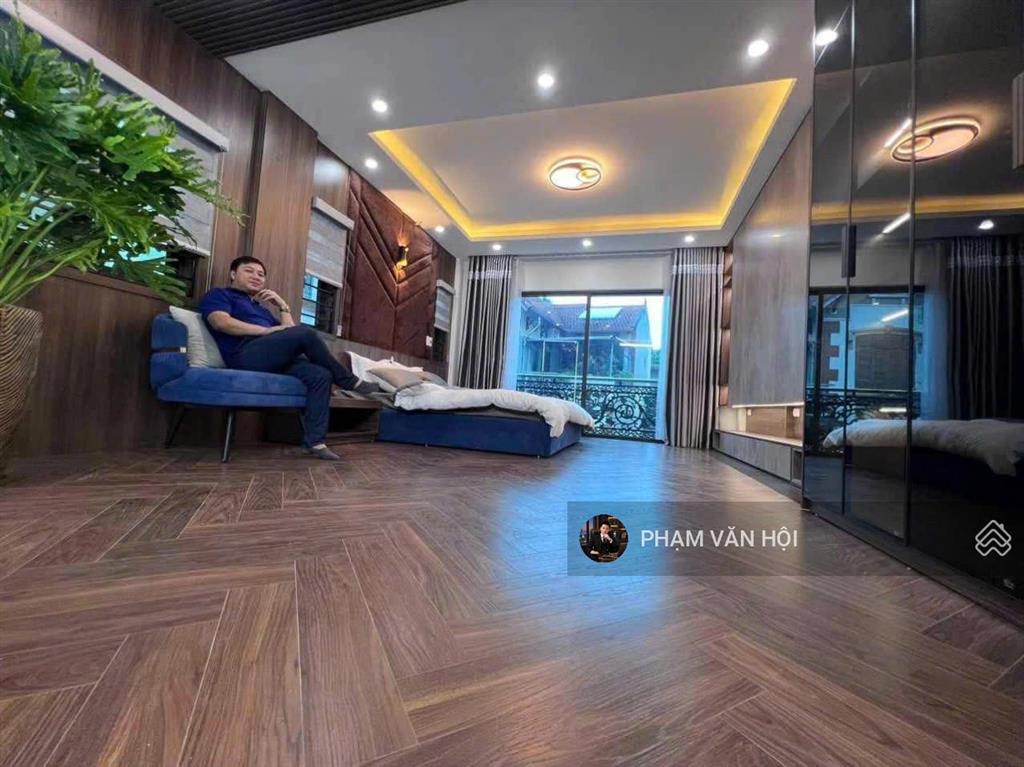Cho thuê nhà đẹp phố tứ liên, tây hồ 60m2 x 5 tầng, thang máy, full nội thất 22 triệu/tháng