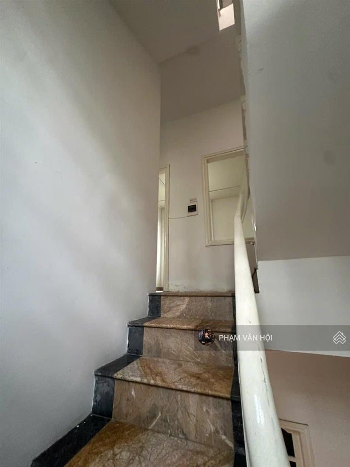 Cho thuê nhà riêng 4 tầng 3pnkk ngõ 7 phố thụy khuê tây hồ  gần hồ tây  giá 13 triệu/ th