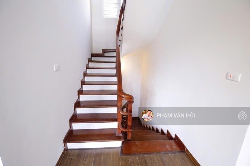 Bán nhà 4 tầng phố tây hồ xuân diệu quảng an tây hồ hà nội 100m4 tầng giá 42 tỷ  giá rẻ