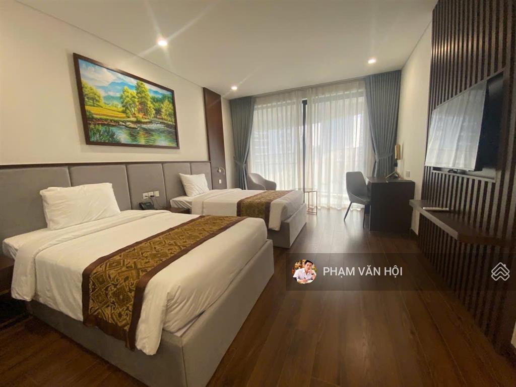 Cho thuê khách sạn 1000m x 10 tầng 90 phòng khách sạn mặt phố văn cao bao đình hà nội