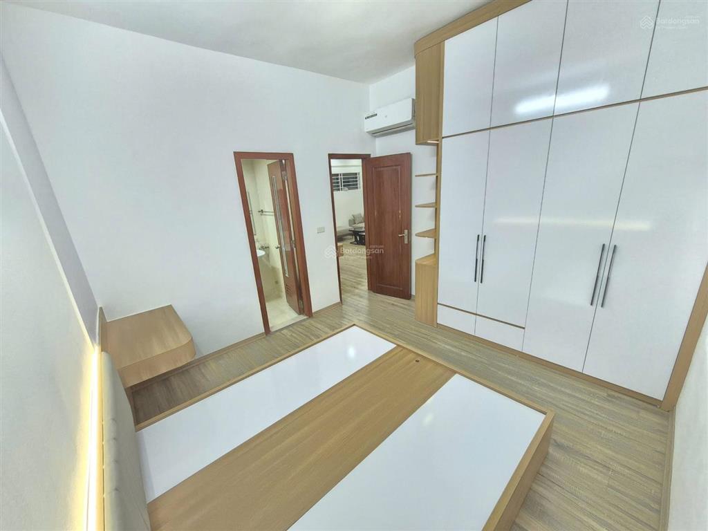 Bán căn hộ chung cư 70 m2, 2pn, 2wc, giá 4,29 tỷ tại ct4c kđt, ct4 xa la