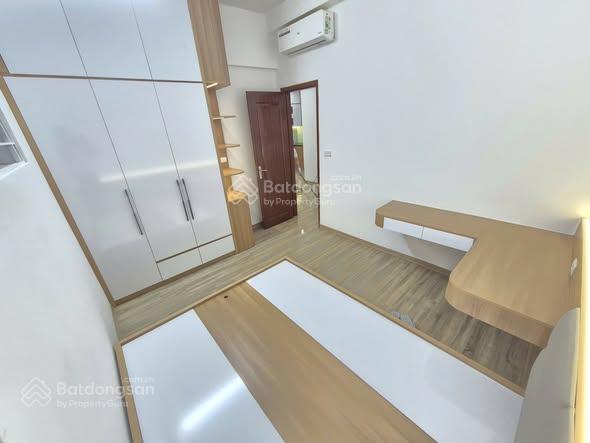 Bán căn hộ chung cư 70 m2, 2pn, 2wc, giá 4,29 tỷ tại ct4c kđt, ct4 xa la