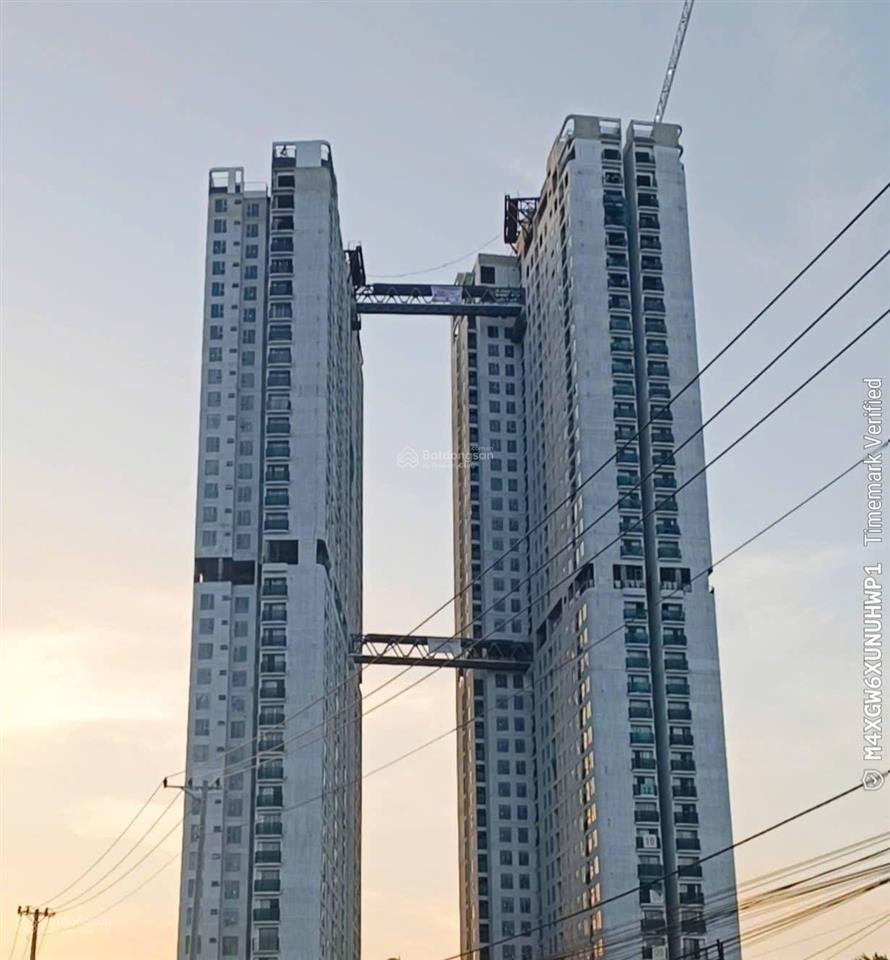 Cần ra căn 1pn, view thoáng. làm việc chính chủ