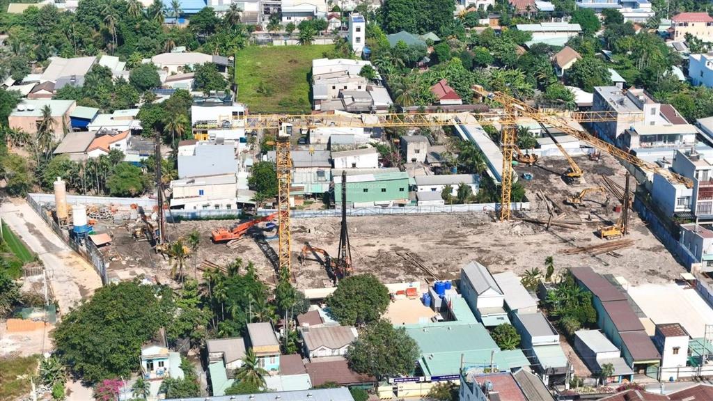 Tìm chủ mới cho căn hoa hậu  2 phòng ngủ. làm việc chính chủ