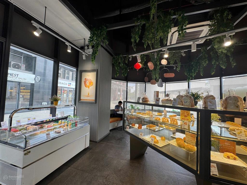 Bán shophouse the sun avenue mặt tiền nội khu khai thác ngay.  090335803  fb thu huong land
