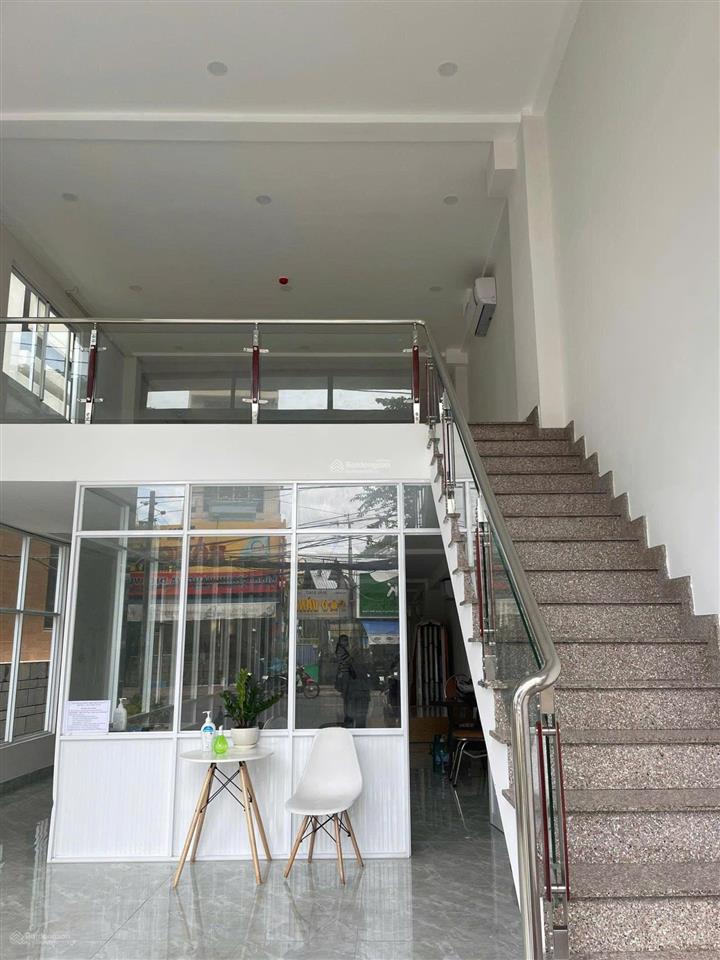 Bán tòa nhà văn phòng, tòa nhà căn hộ dịch vụ tp hcm.  zalo 0903 358 ***