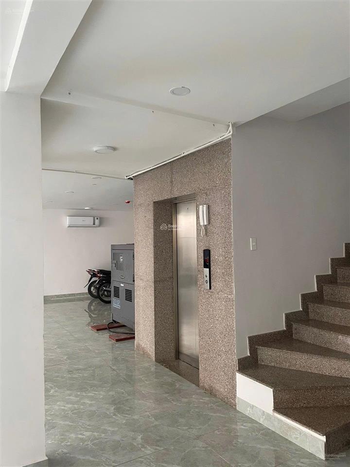 Bán tòa nhà văn phòng, tòa nhà căn hộ dịch vụ tp hcm.  zalo 0903 358 ***
