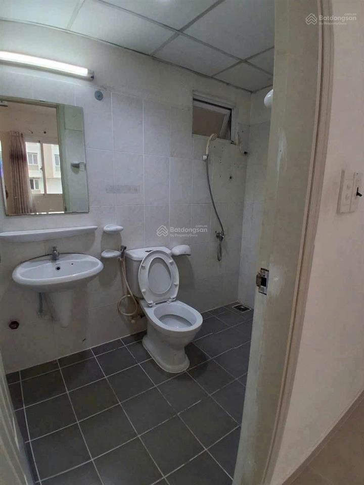 Quận 2 cũ  bán căn hộ chung cư đức khải  bình khánh.  zalo 0903 358 ***
