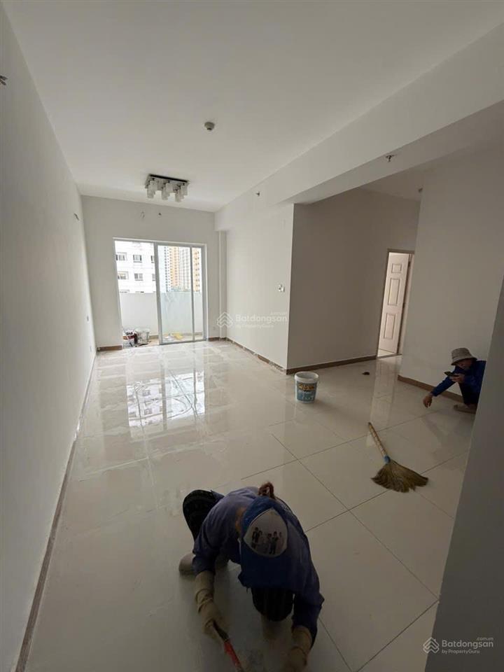 Quận 2 cũ  bán căn hộ chung cư đức khải  bình khánh.  zalo 0903 358 ***