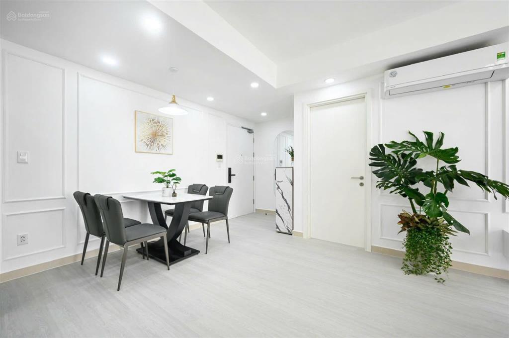 Bán căn hộ cao cấp 2pn masteri thảo điền  zalo 0903 358 ***