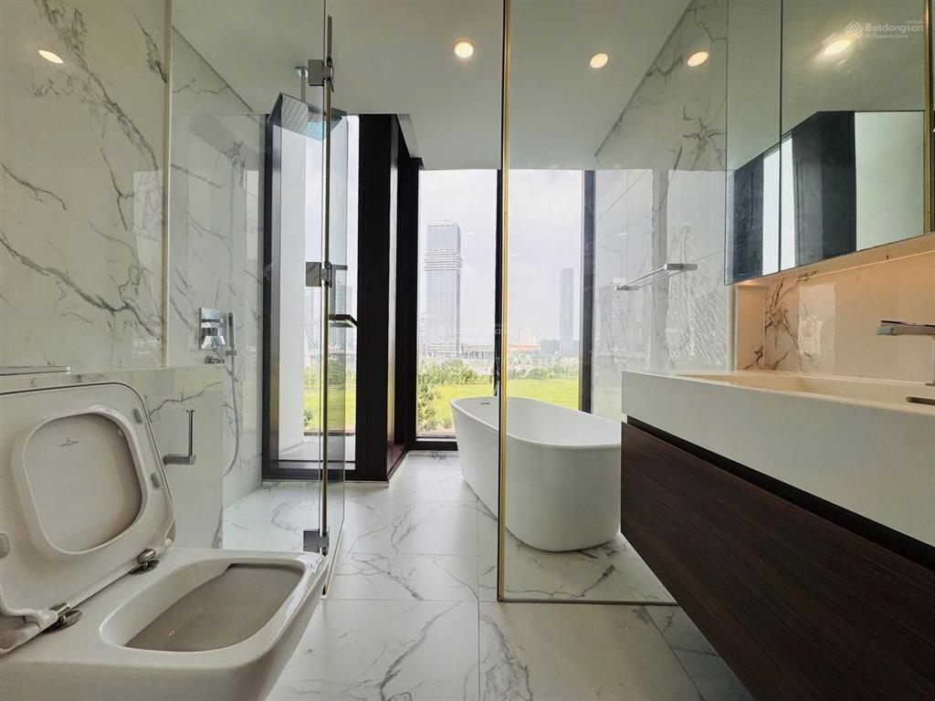 The galleria metropole bán 4pn 170m view trực diện sông 61 tỷ. giá tốt
