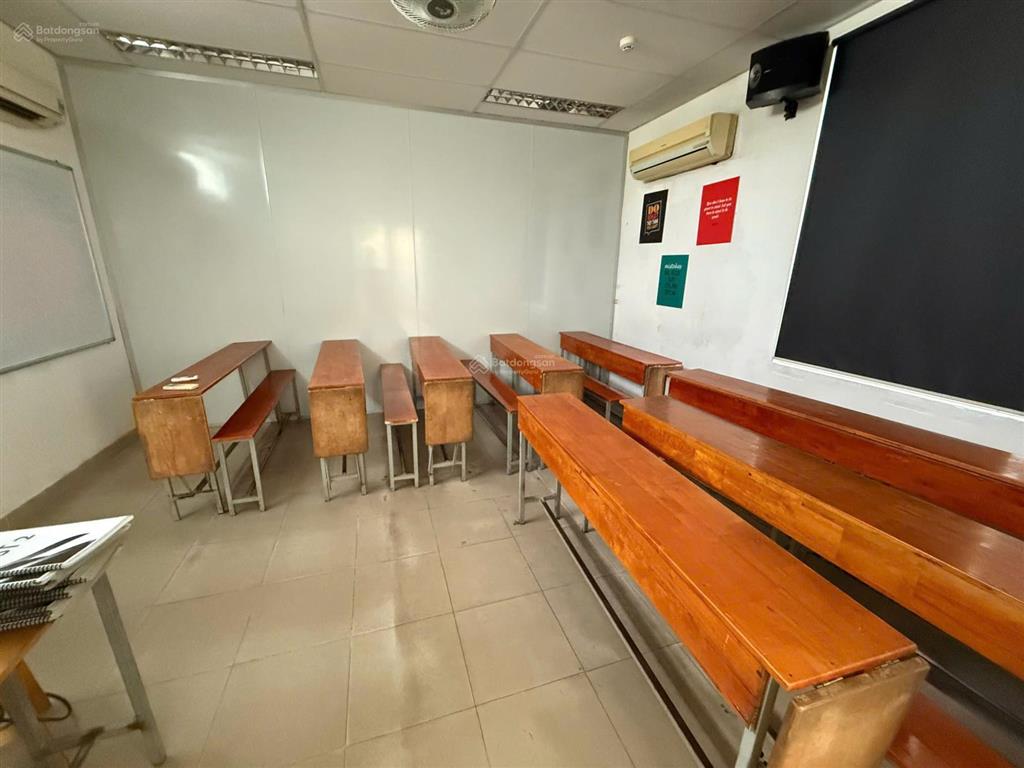 Cho thuê nhà mặt phố đẹp, giá tốt 70 triệu, đất 450m2, sàn 550m2 tại chương dương, tp.thủ đức