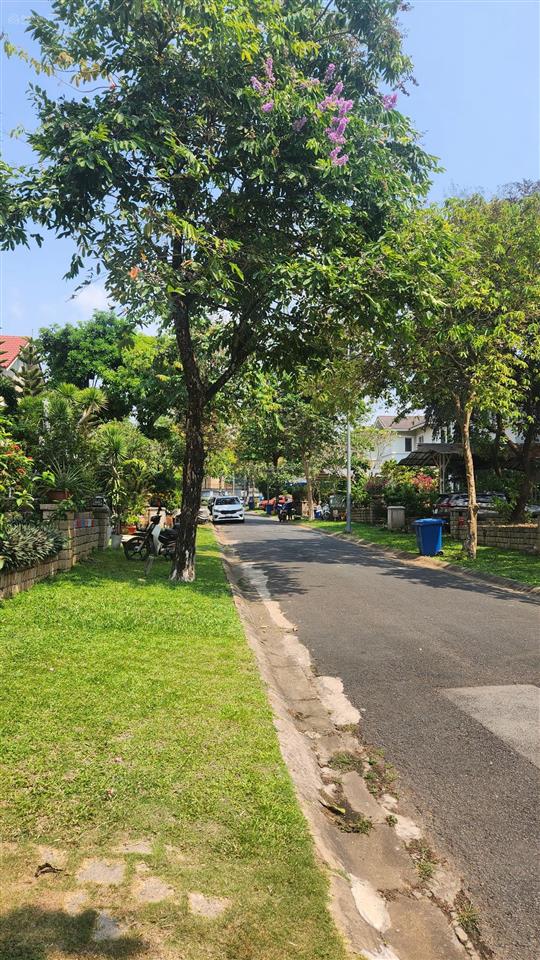 Bán căn nhà khu biệt thự thảo nguyên sài gòn