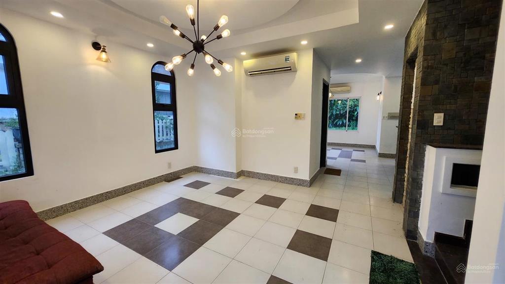 Biệt thự song lập thảo nguyên sài gòn, sát bên sân golf và trường quốc tế pháp