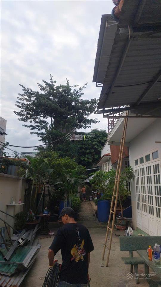 Bán đất tặng 2 căn nhà cấp 4 có dt 460m2 thổ cư 270 m2 từ 14,5 tỷ còn 12,5 tỷ còn tl