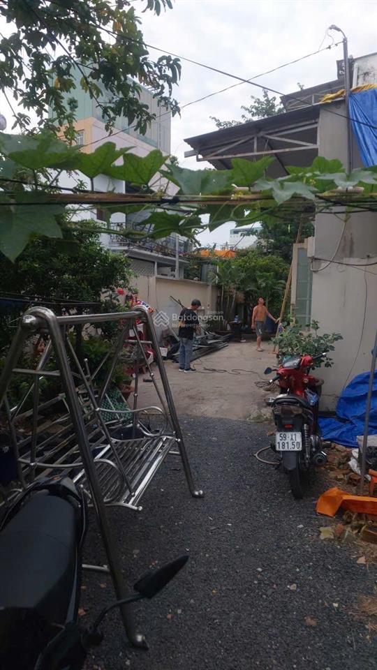 Bán đất tặng 2 căn nhà cấp 4 có dt 460m2 thổ cư 270 m2 từ 14,5 tỷ còn 12,5 tỷ còn tl