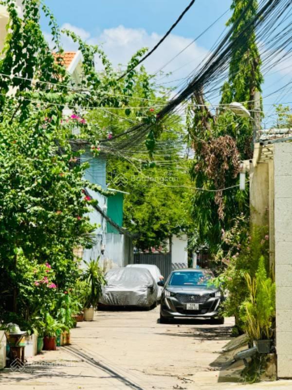 Nhà 3 lầu hẻm xe hơi đường số 6 hiệp bình chánh ngay chợ bình triệu thủ đức, 65m2 6,x tỷ