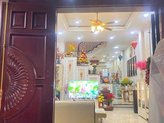 Nhà 4 tầng mặt tiền đường 10m quốc lộ 13 vào, gần vạn phúc thủ đức, sổ hồng 124m