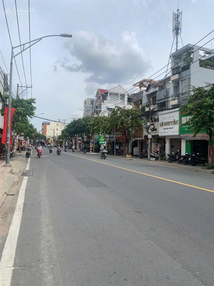 Nhà mặt tiền 100m2 đường số 11 trung tâm trường thọ thủ đức, bán gấp giá tốt