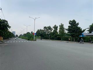 Cho thuê nhà mặt tiền 188m2 đường số 2 gần đại học kinh tế luật thủ đức giá 13 triệu
