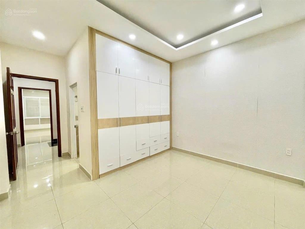 Cho thuê nhà 4 tầng 520 quốc lộ 13 đối diện vạn phúc thủ đức 16 triệu/tháng
