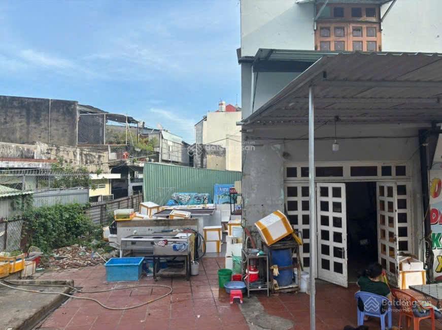 Nhà mặt tiền phạm văn đồng vòng xoay bình triệu hiệp bình chánh thủ đức 11 triệu/tháng