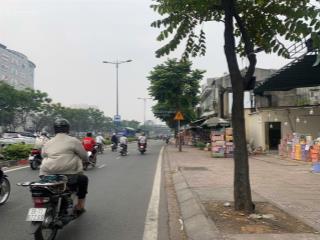 Nhà mặt tiền đường phạm văn đồng ngay trung tâm thương mại gigamall thủ đức. bán gấp giá tốt