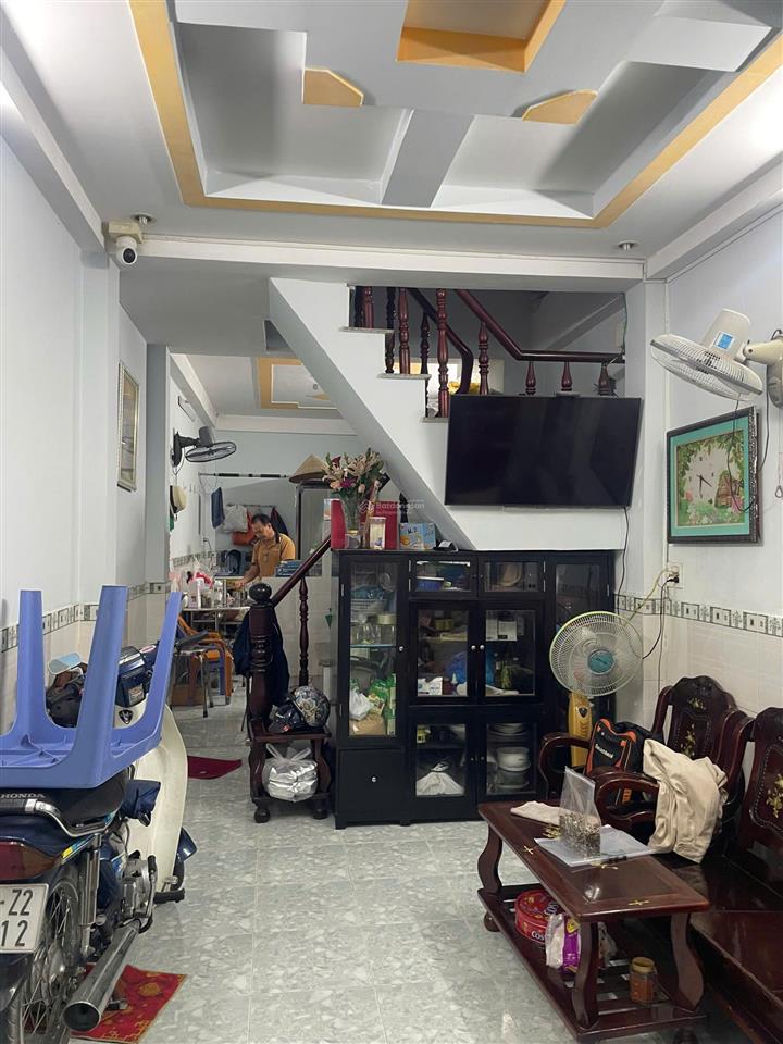 Nhà trệt lầu 2 mặt tiền gần hẻm xe hơi đường tô ký xã đông thạnh hóc môn 36m² bán 1,65 tỷ