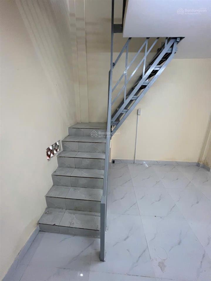 Cho thuê căn hộ 2pn đường xe tải gần mặt tiền đường số 38 hiệp bình chánh thủ đức