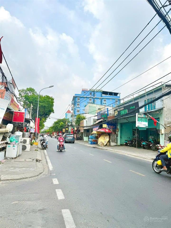 Nhà 3 tầng mặt tiền kinh doanh đường linh đông quận thủ đức, rộng 6m rất đẹp