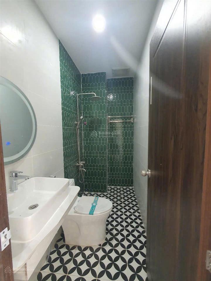 Nhà 4 lầu thu nhập 25 triệu, hẻm xe hơi đường quốc lộ 13 hiệp bình quận thủ đức