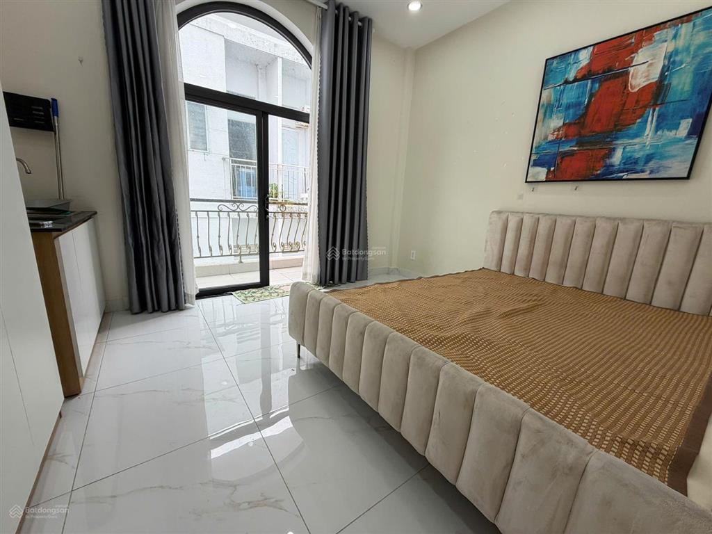 Nhà 4 lầu thu nhập 25 triệu, hẻm xe hơi đường quốc lộ 13 hiệp bình quận thủ đức