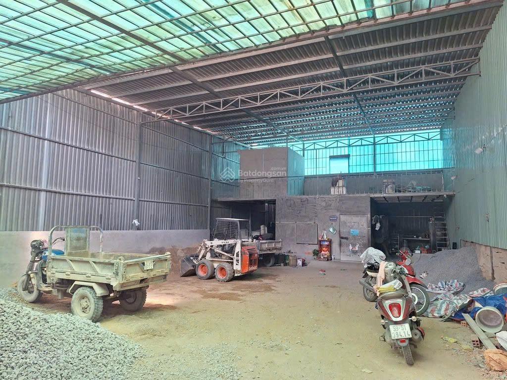 Mặt bằng kinh doanh 200m mặt tiền đường nhựa 10m thông hiệp bình sang quốc lộ 13 thủ đức