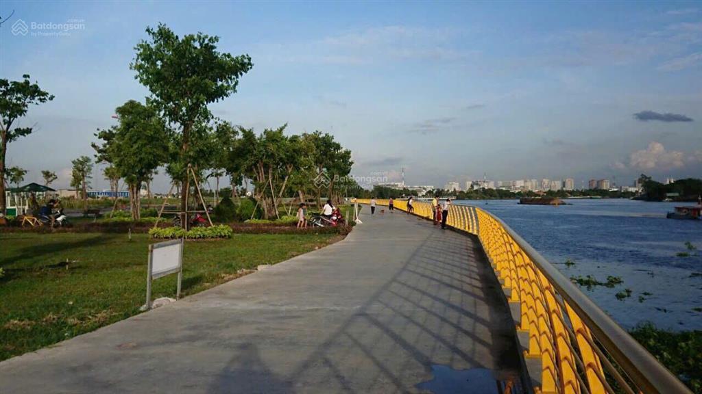 Đất xây biệt thự gần sông sài gòn và khu đô thị vạn phúc city thủ đức, sổ hồng riêng 314m2
