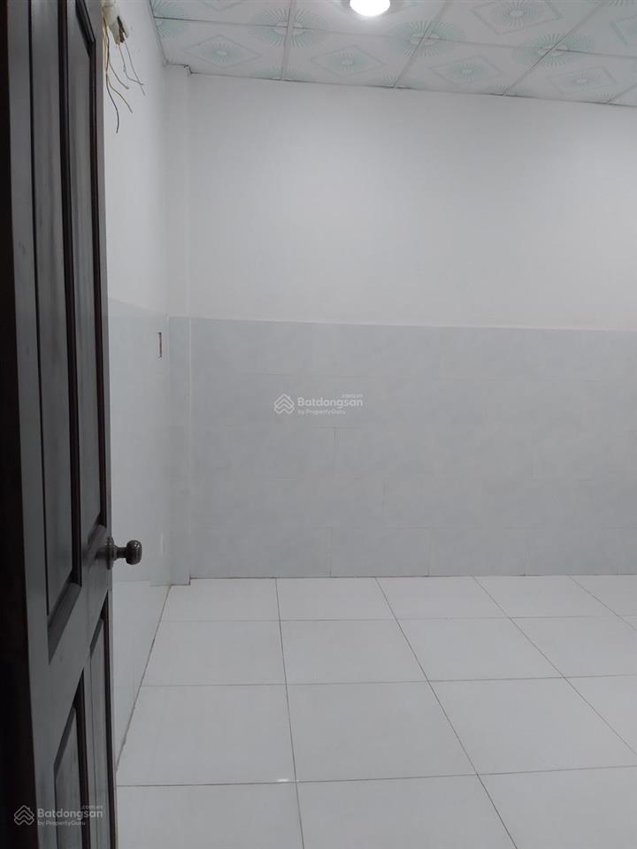 Nhà hẻm 2 xe hơi quốc lộ 13 đối diện kđt vạn phúc city thủ đức, vừa ở vừa kinh doanh 10 triệu/tháng