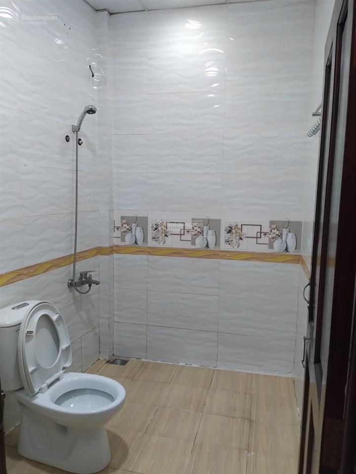 Nhà hẻm 2 xe hơi quốc lộ 13 đối diện kđt vạn phúc city thủ đức, vừa ở vừa kinh doanh 10 triệu/tháng