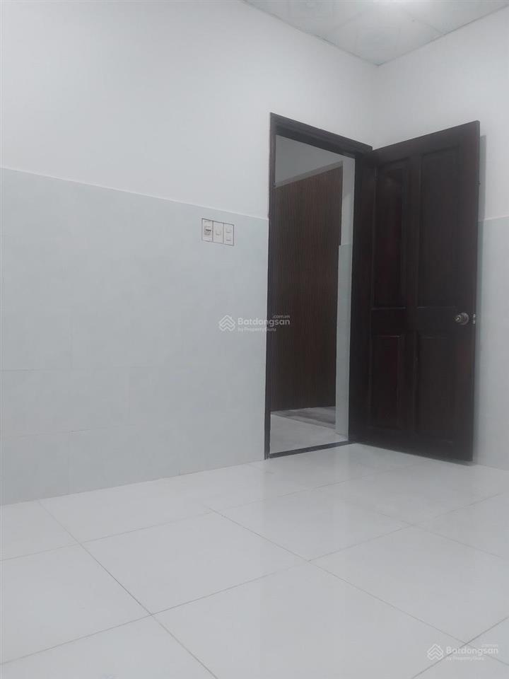 Nhà hẻm 2 xe hơi quốc lộ 13 đối diện kđt vạn phúc city thủ đức, vừa ở vừa kinh doanh 10 triệu/tháng