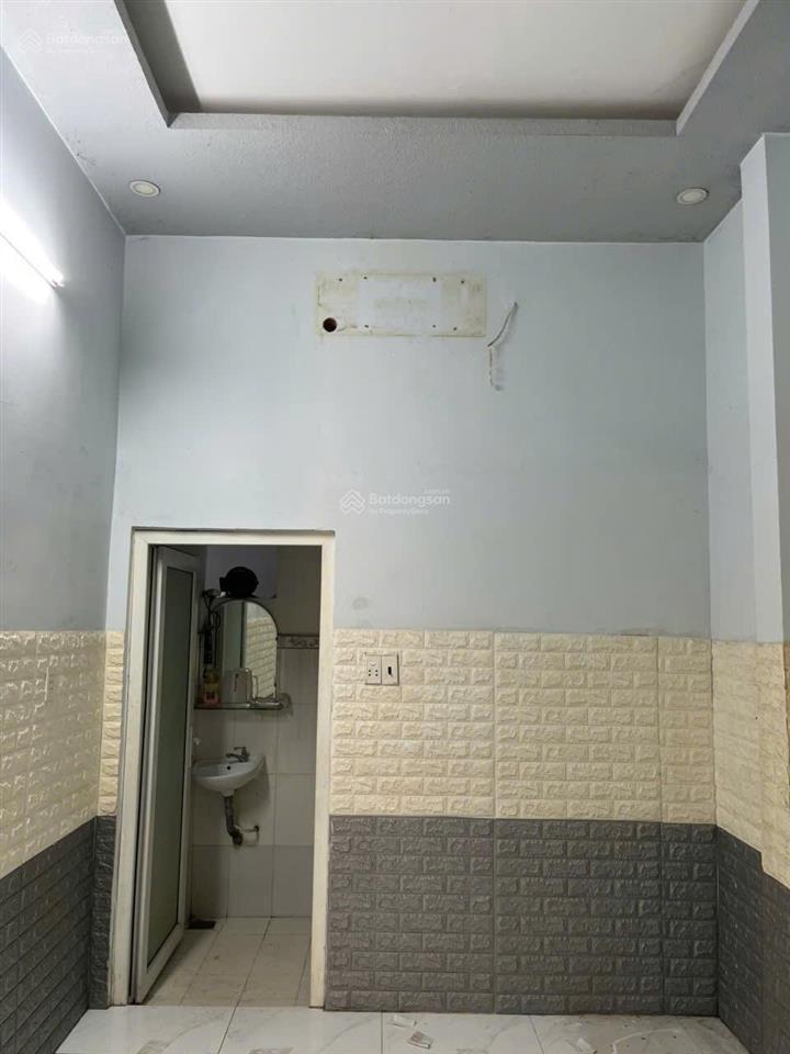 Nhà mặt tiền đường trong chợ đầu mối nông sản thủ đức, sổ hồng riêng bán gấp 7 tỷ 100