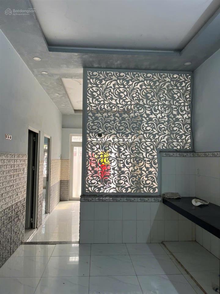 Nhà mặt tiền đường trong chợ đầu mối nông sản thủ đức, sổ hồng riêng bán gấp 7 tỷ 100