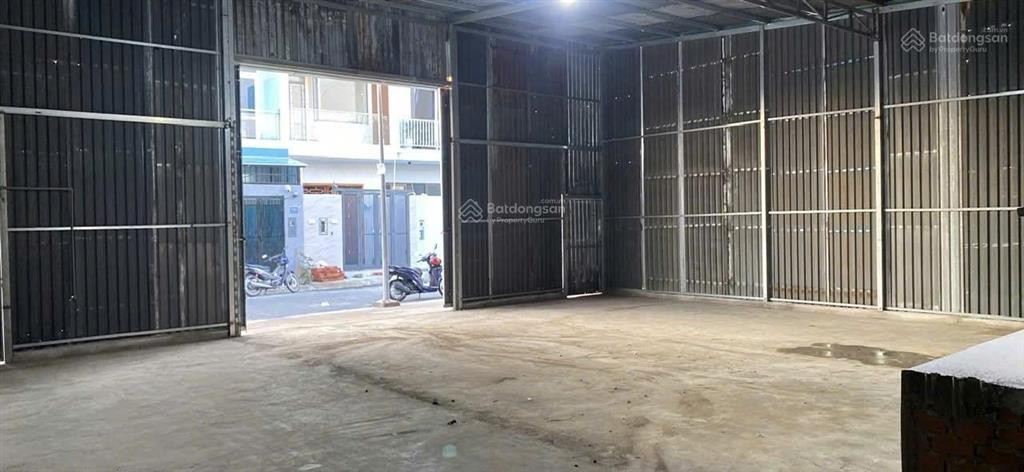 Cho thuê kho 200m2 giá 10,5 triệu/tháng đường nhựa 10 ngô chí quốc 400m là chợ nông sản thủ đức