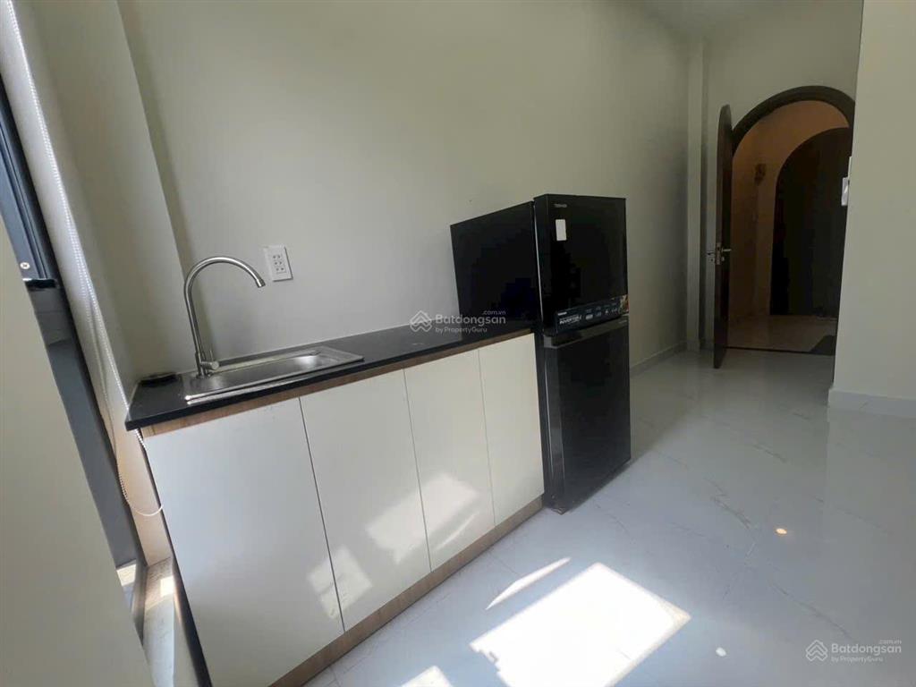 Nhà 4 lầu hẻm xe hơi đường quốc lộ 13 thủ đức gần đường hiệp bình, thu nhập 25 triệu/tháng